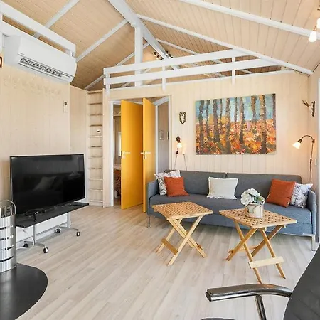 Magical Front Row Sea Views At Anslet Ferienhaus *