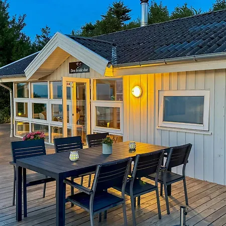 Magical Front Row Sea Views At Anslet Ferienhaus