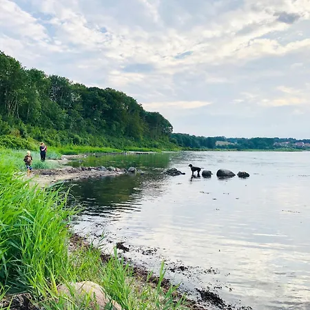 Magical Front Row Sea Views At Anslet Haderslev