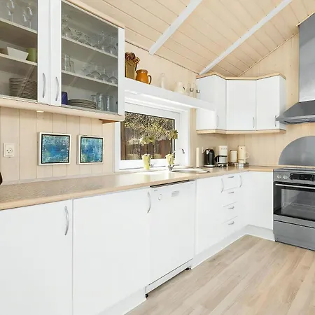 Magical Front Row Sea Views At Anslet