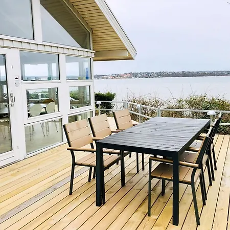 Magical Front Row Sea Views At Anslet Ferienhaus *