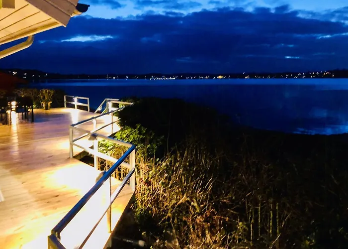 Magical Front Row Sea Views At Anslet Beach * ハザスレウ